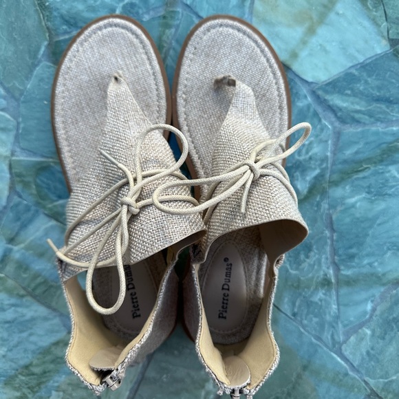 Women’s size 9 pierre dumas sandals - Picture 3 of 7